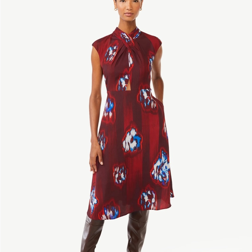 Scoop Floral Cross Front Midi Dress